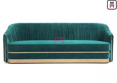 kopen Groene het Roestvrije staaltoebehoren van Sofa Set Tufted Upholstered With van het Fluweelrestaurant online manufacture