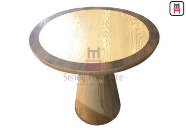 Gelamineerd de Eettafel0.3cbm Volume van het Vernisjerestaurant met de Stevige Houten Basis van Subuliform